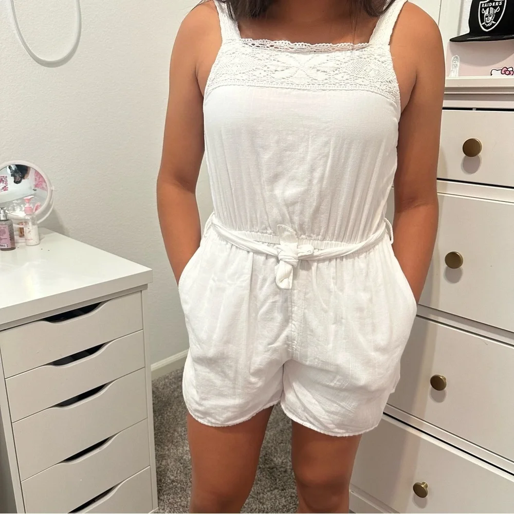 Abercrombie kids, white romper size 15-16